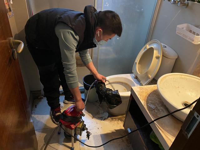 靖江马桶疏通-疏通下水道